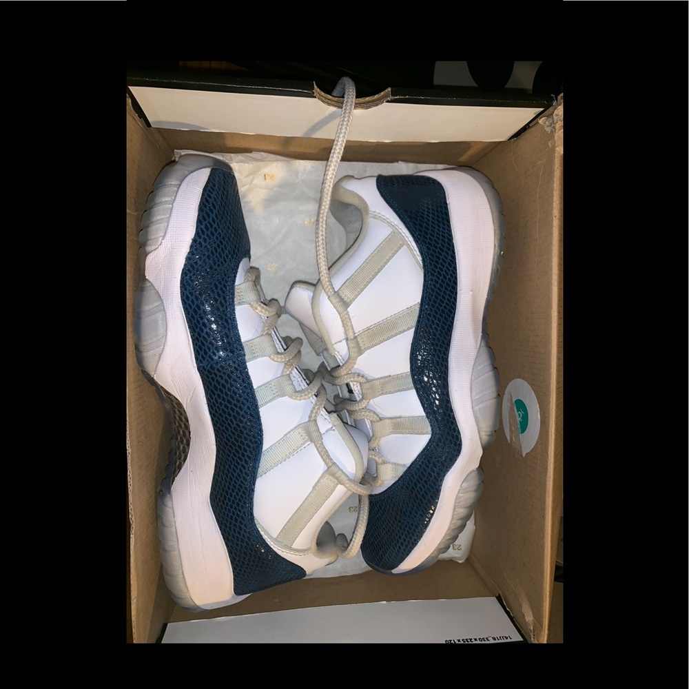Air Jordan Retro low 11 snake skins - Picture 1 of 3
